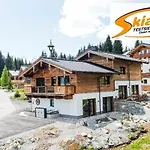 In Near Lift Zillertal * كونيغشليتن
