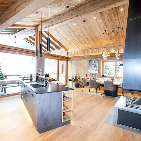 In Near Lift Zillertal *